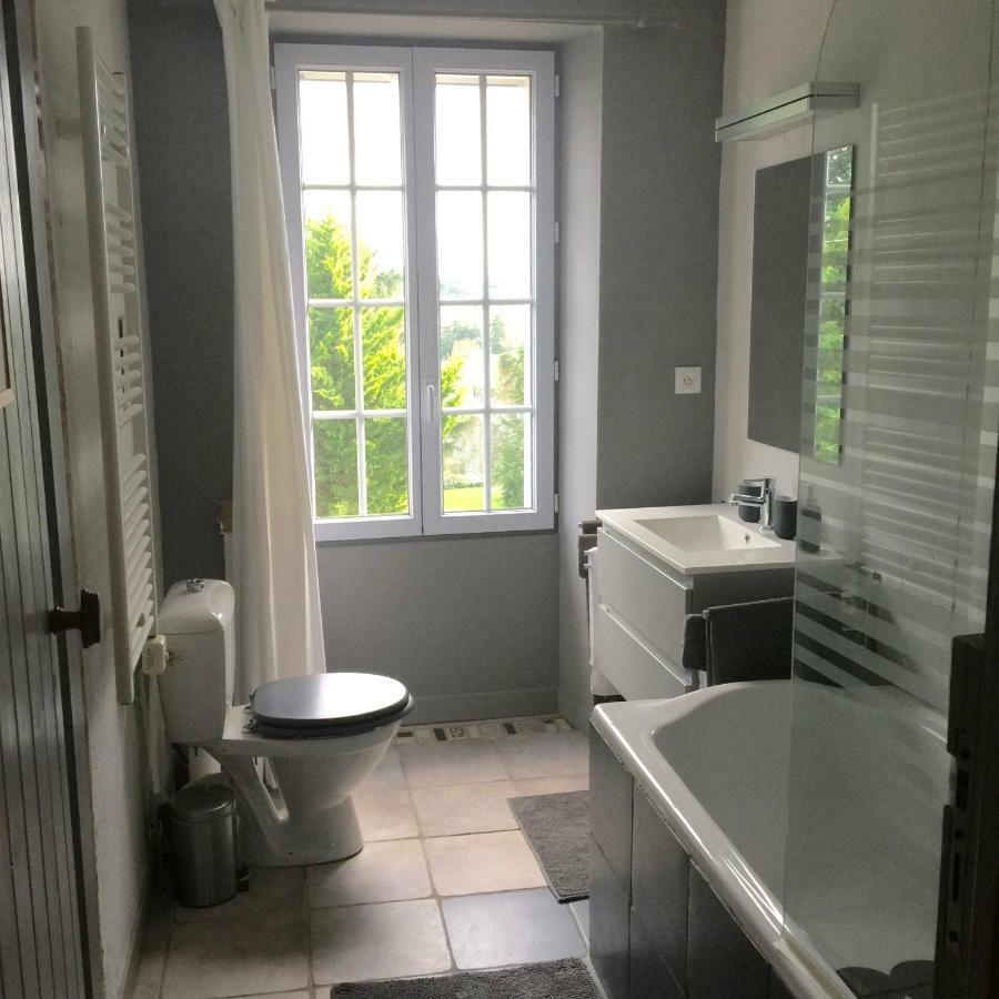 La Colline Des Renards Chambres Locmaria-Berrien Exterior foto
