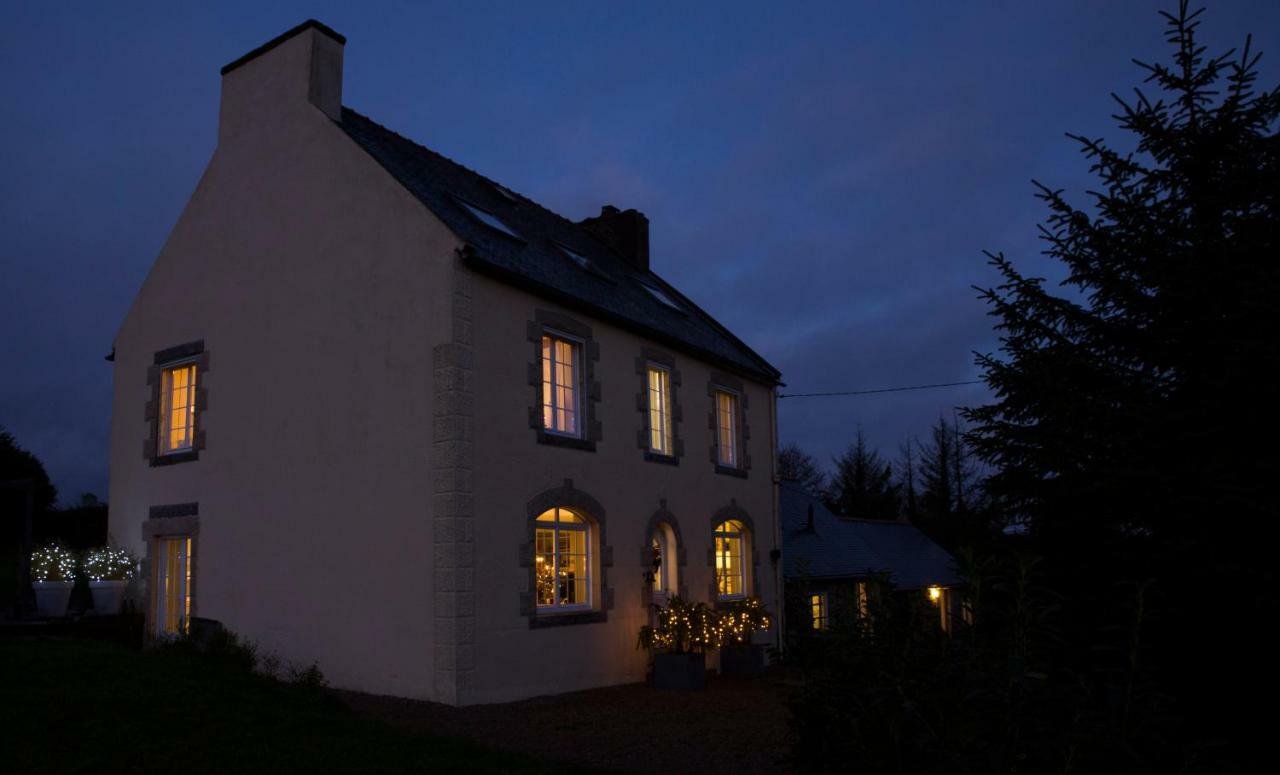 La Colline Des Renards Chambres Locmaria-Berrien Exterior foto