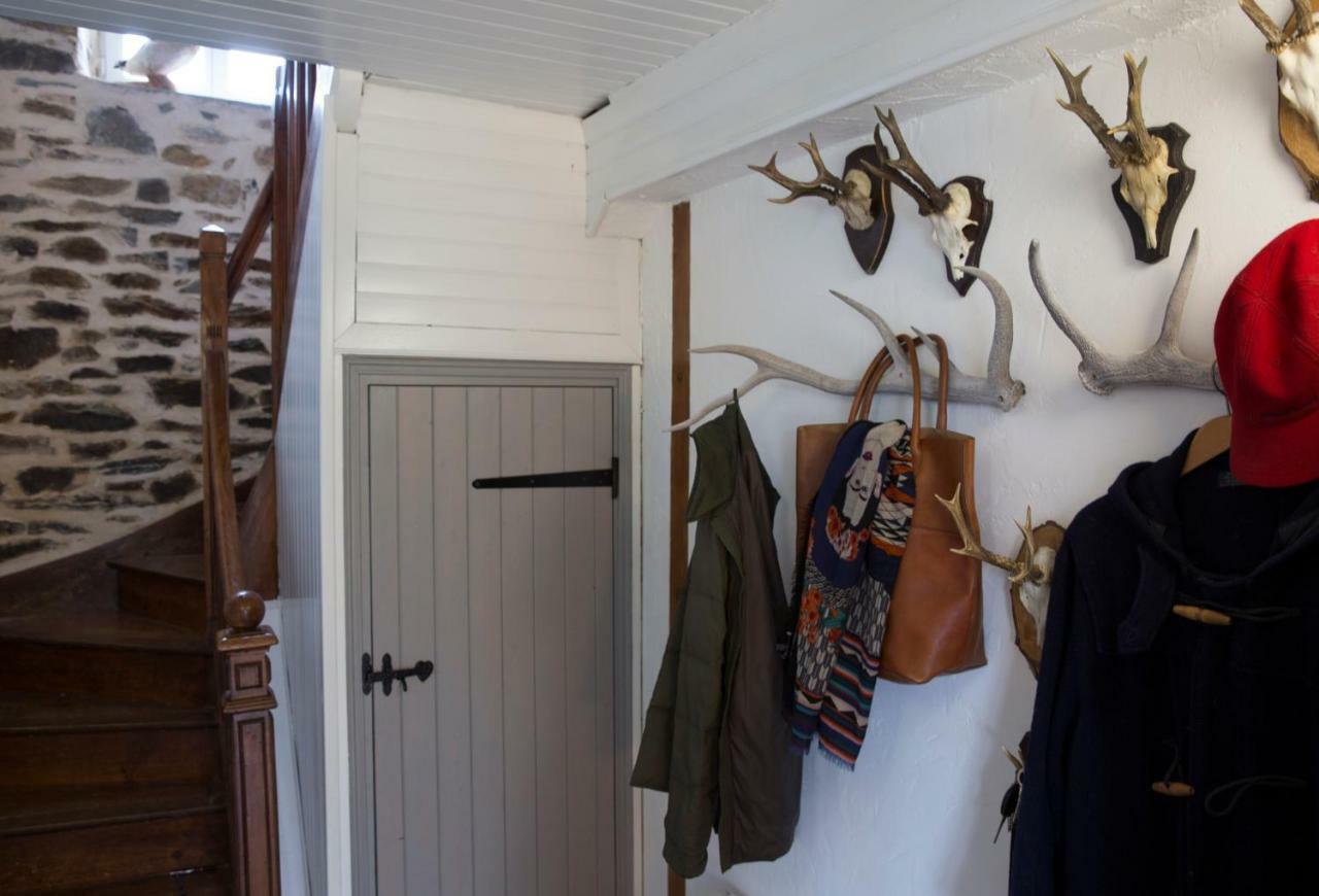 La Colline Des Renards Chambres Locmaria-Berrien Exterior foto