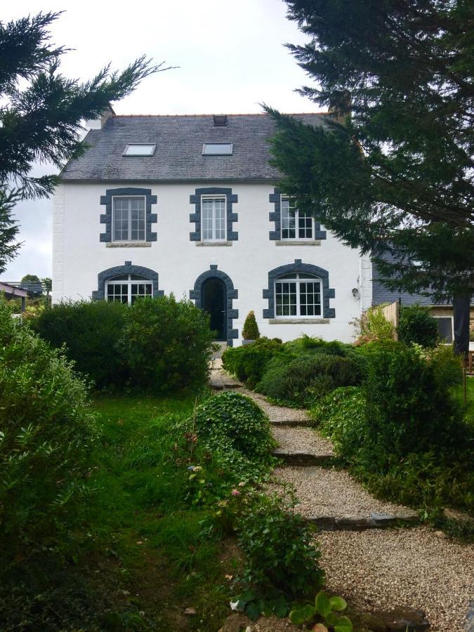 La Colline Des Renards Chambres Locmaria-Berrien Exterior foto